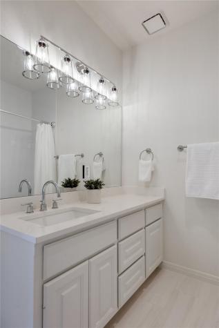 21604 Arrowhead Point Lago Vista TX 78645