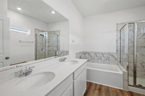 131 Santa Julia Kyle TX 78640