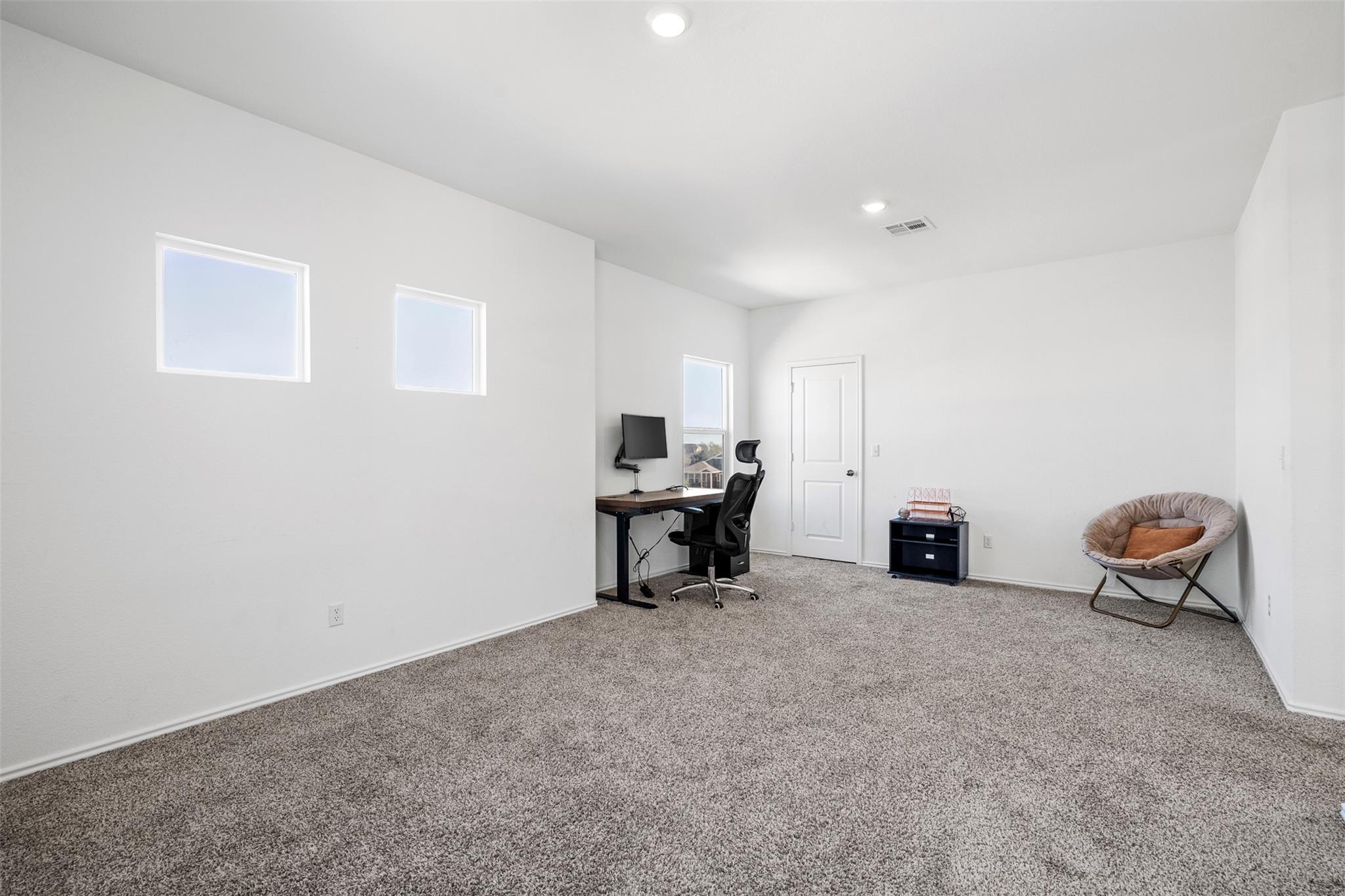 131 Santa Julia Kyle TX 78640