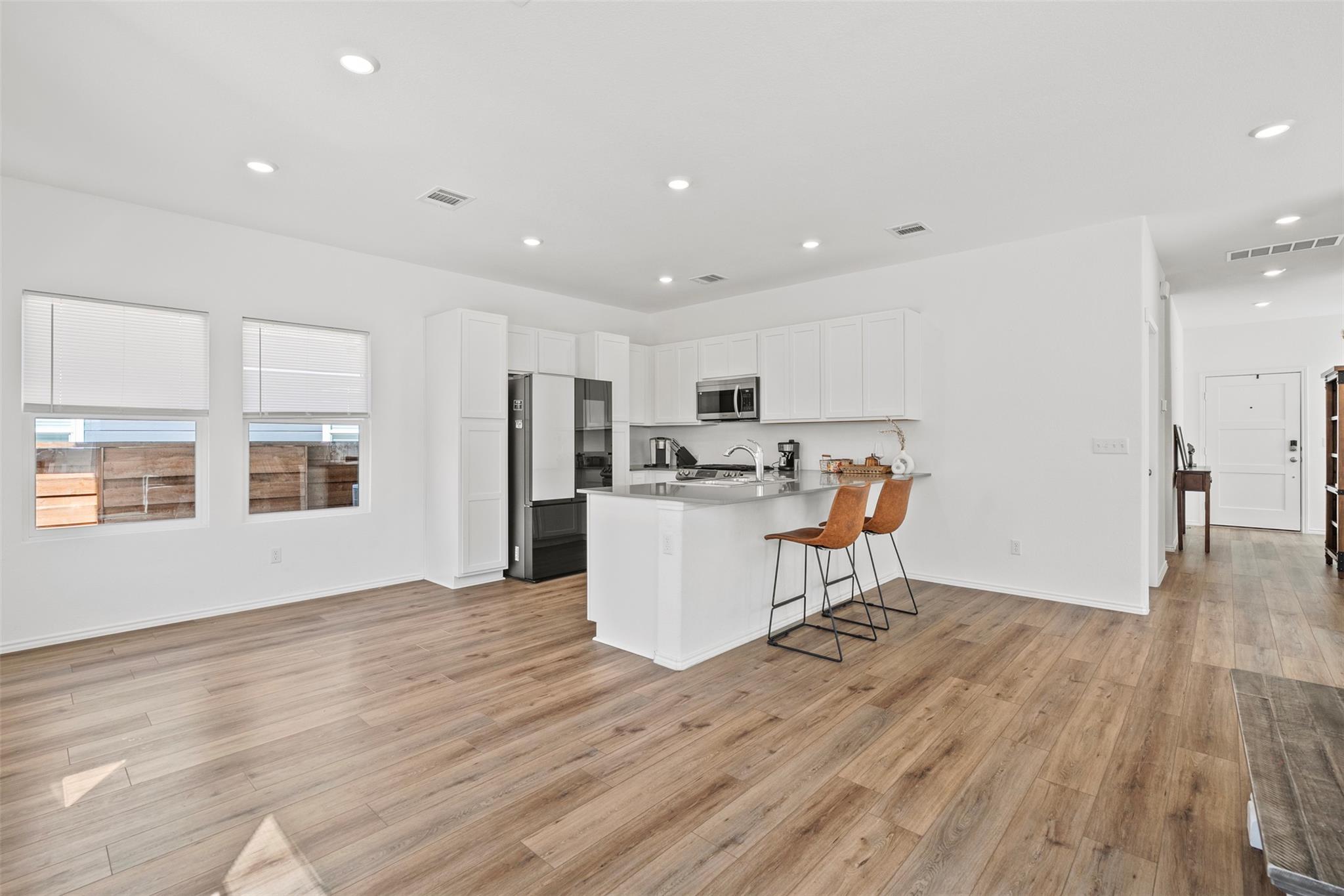 131 Santa Julia Kyle TX 78640