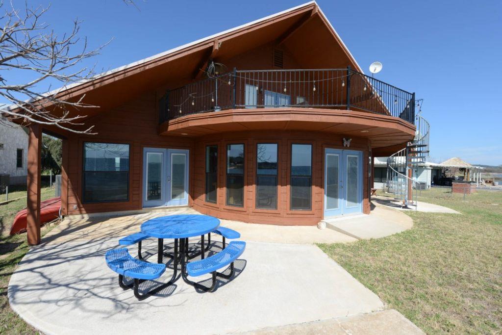 746 E Island Drive Bluffton TX 78607