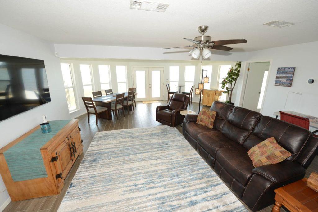 746 E Island Drive Bluffton TX 78607