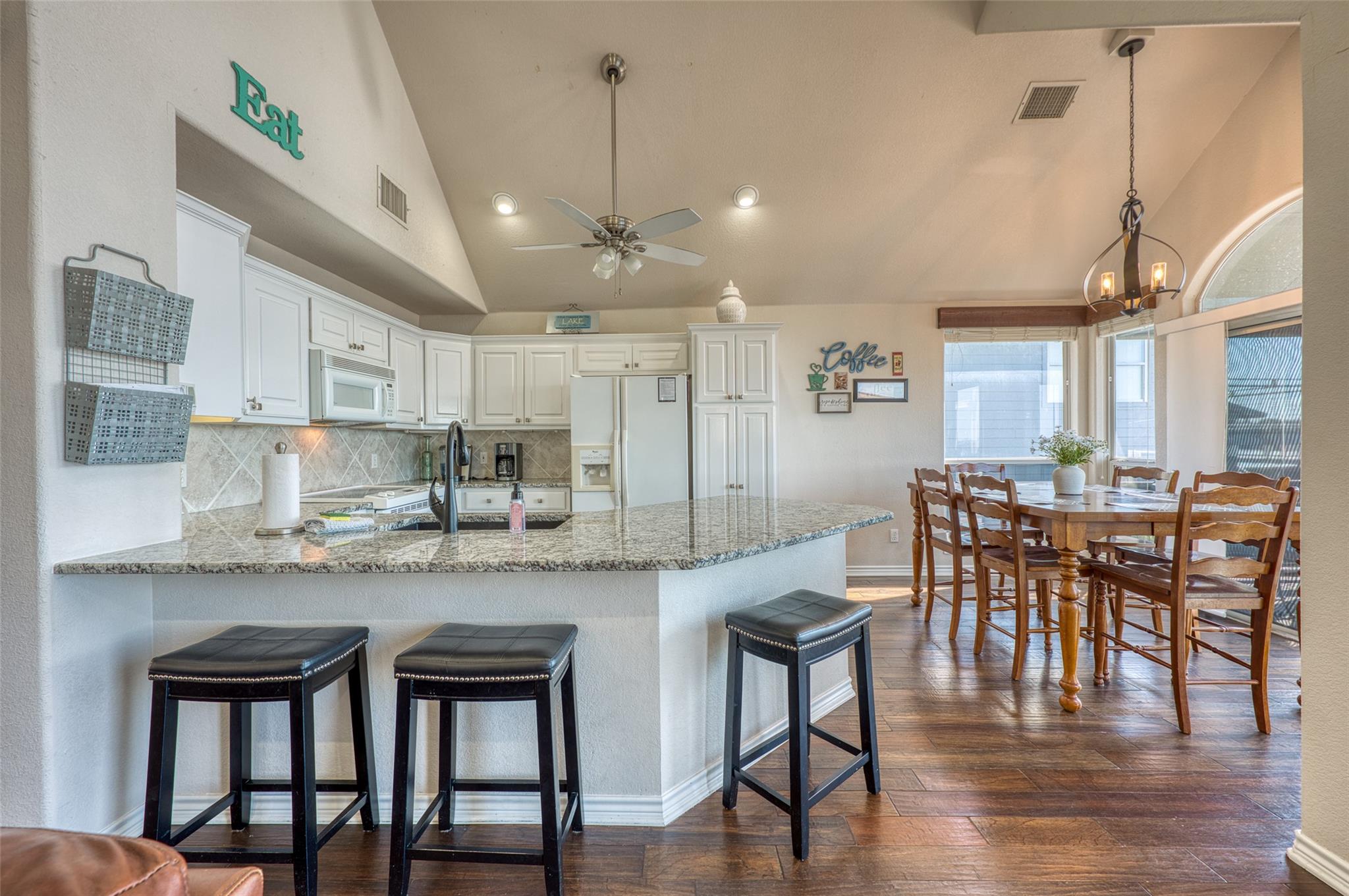 800 Scenic Loop Kingsland TX 78639