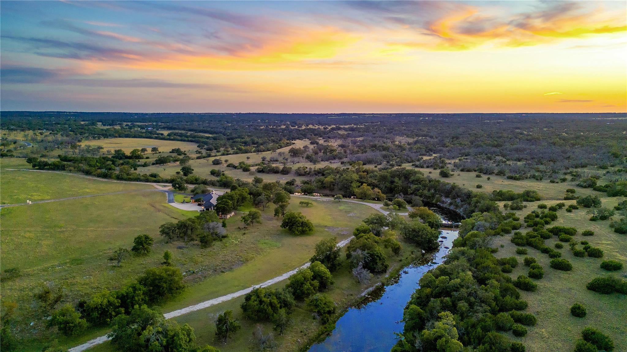 28ACRES 170 Goose Landing Way Harper TX 78631