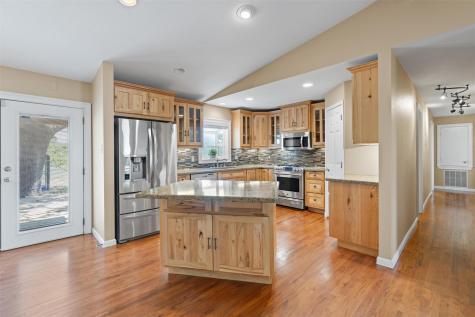 552 County Road 306 Rockdale TX 76567