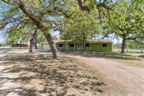 552 County Road 306 Rockdale TX 76567