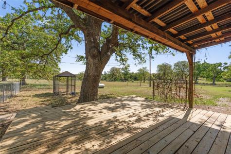 552 County Road 306 Rockdale TX 76567