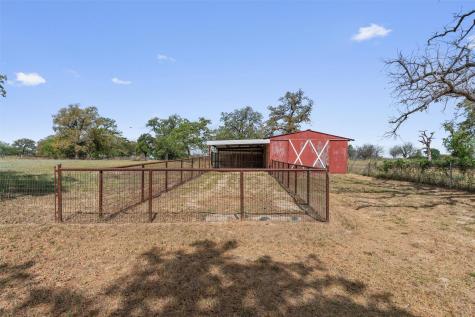 552 County Road 306 Rockdale TX 76567