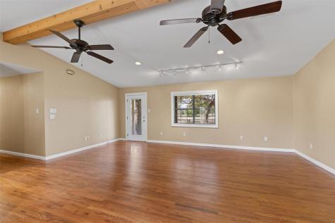 552 County Road 306 Rockdale TX 76567