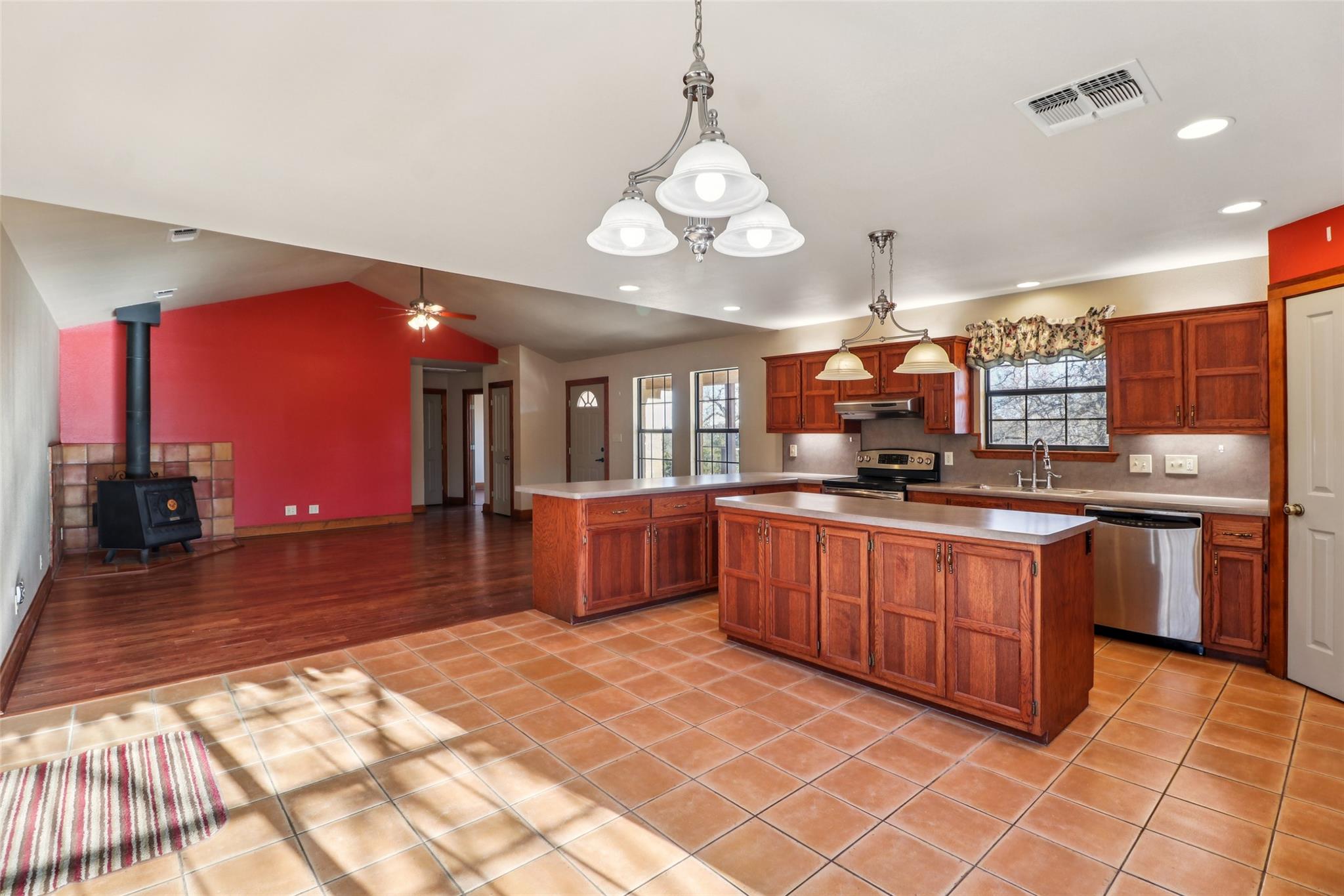 1217 Cherry Mountain Loop Fredericksburg TX 78624