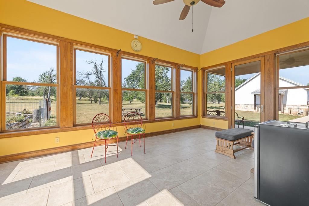 1282 Vintage Oaks Drive Doss TX 78618
