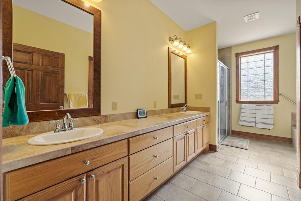 1282 Vintage Oaks Drive Doss TX 78618