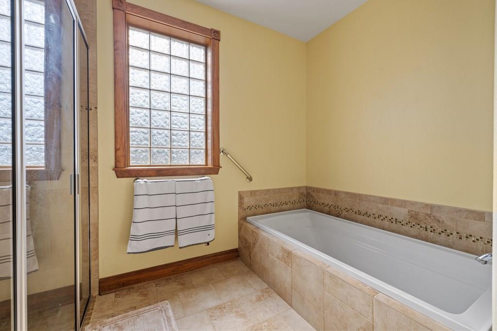 1282 Vintage Oaks Drive Doss TX 78618