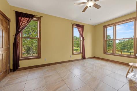 1282 Vintage Oaks Drive Doss TX 78618