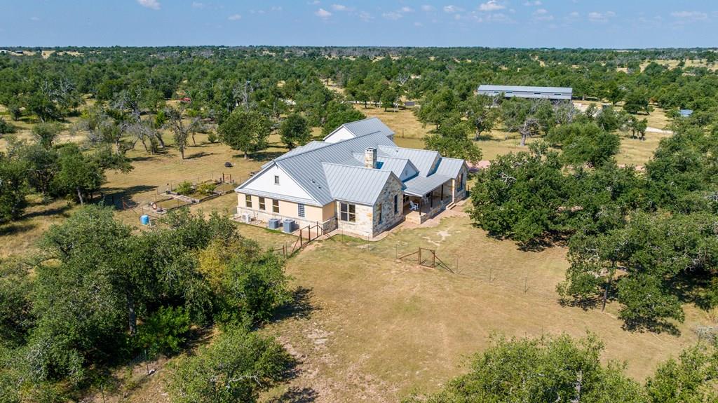 1282 Vintage Oaks Drive Doss TX 78618