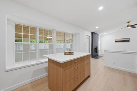 6804 Meadow Run Austin TX 78745