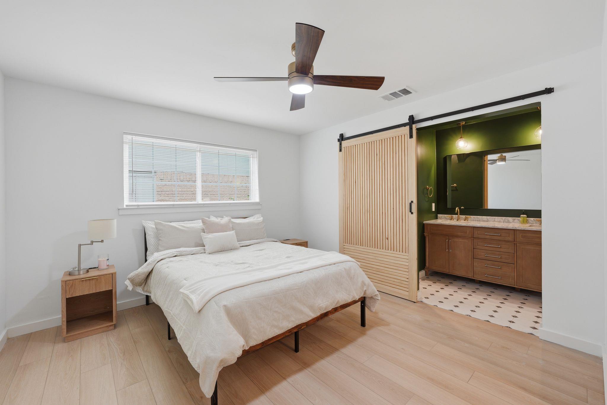 6804 Meadow Run Austin TX 78745