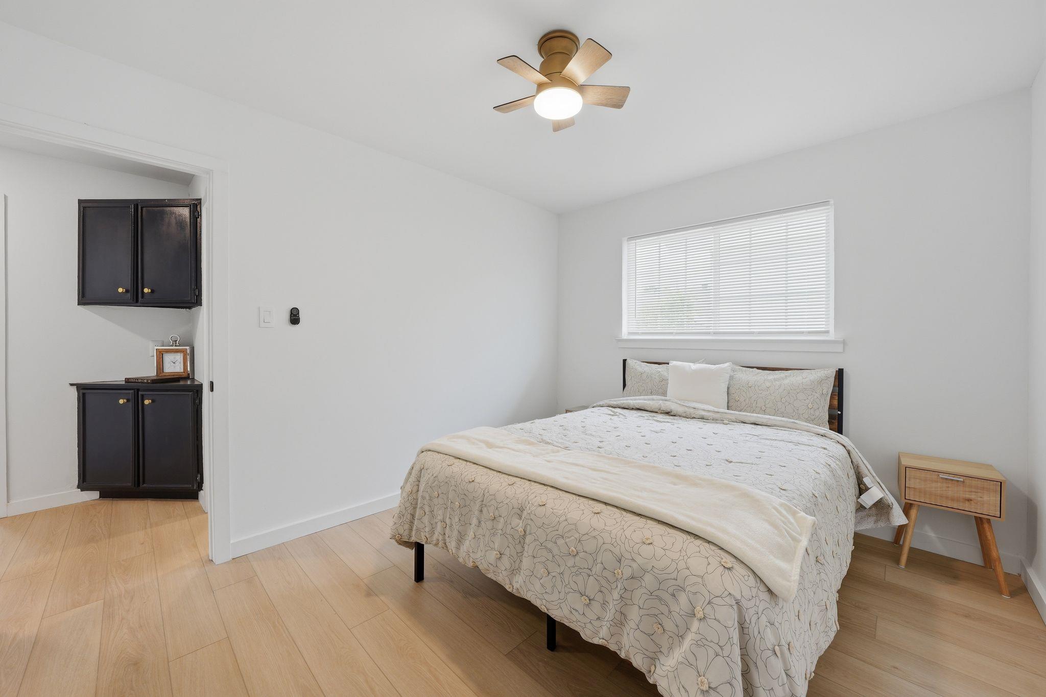 6804 Meadow Run Austin TX 78745