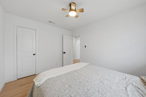 6804 Meadow Run Austin TX 78745