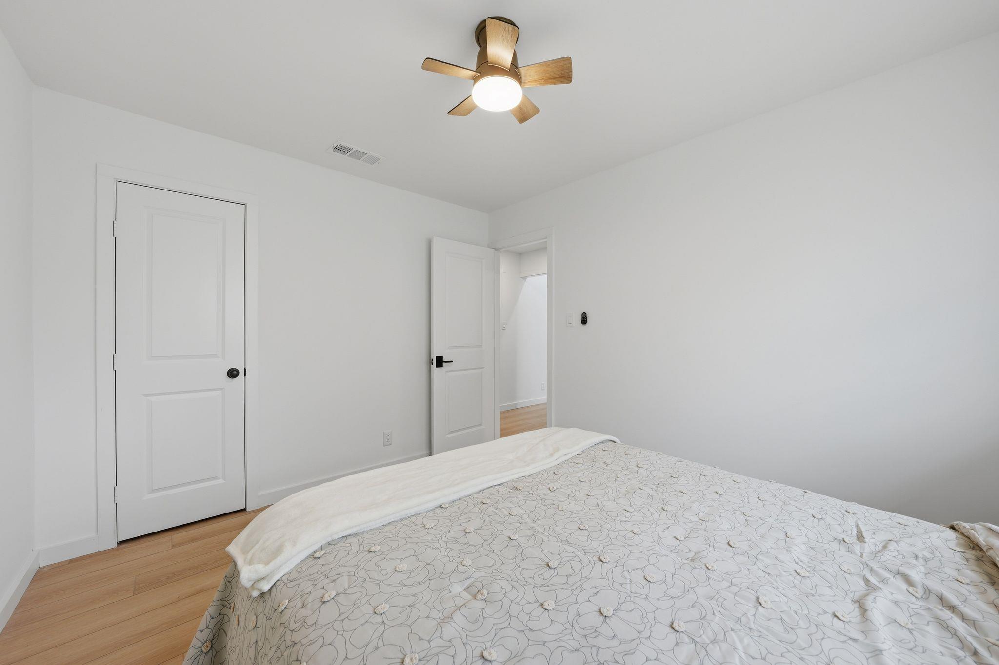 6804 Meadow Run Austin TX 78745