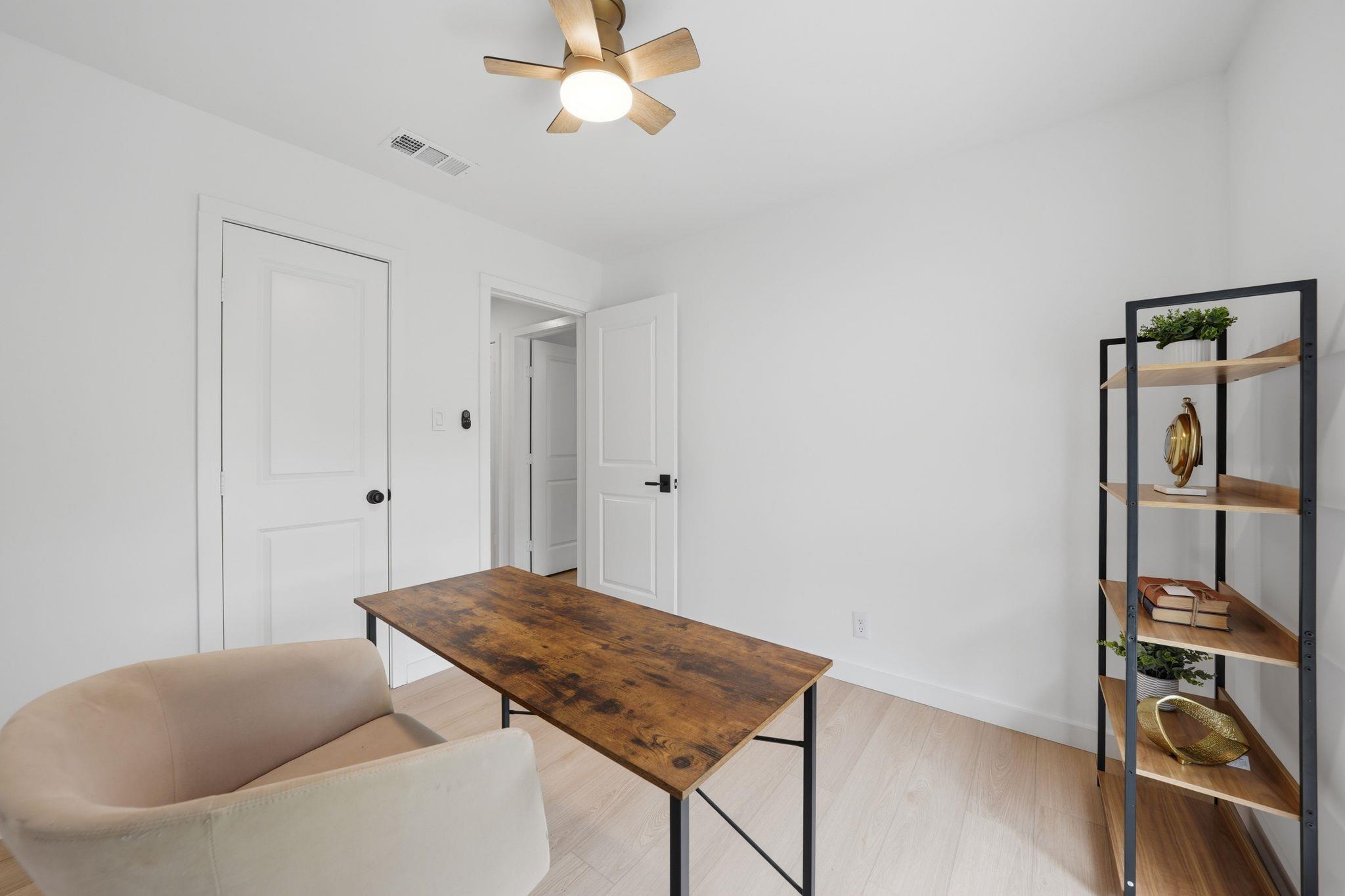 6804 Meadow Run Austin TX 78745