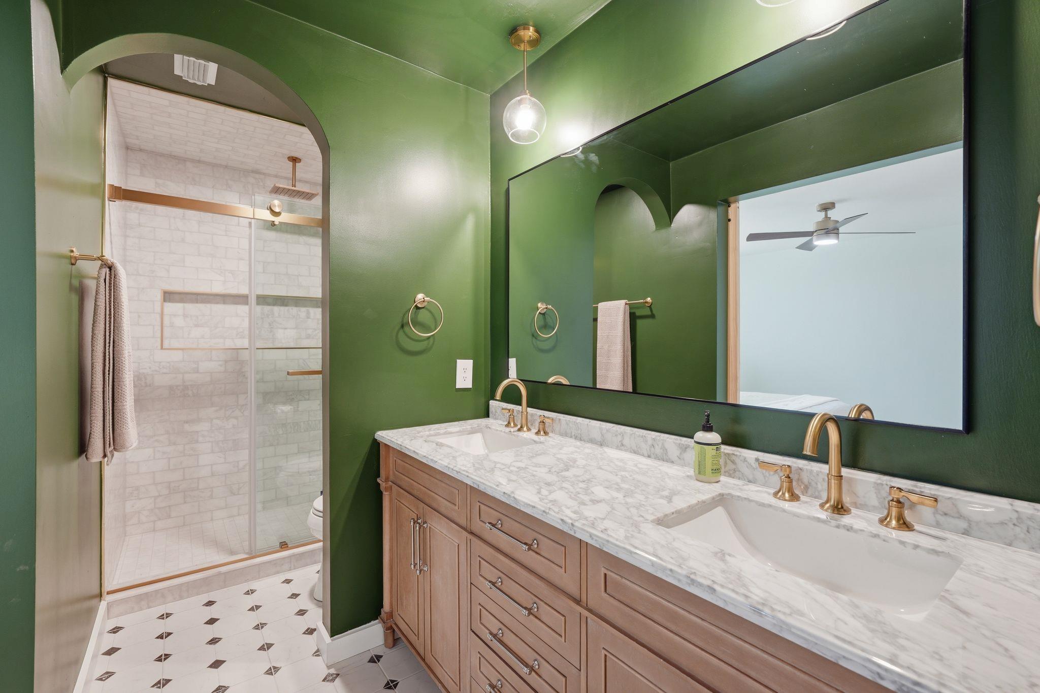 6804 Meadow Run Austin TX 78745