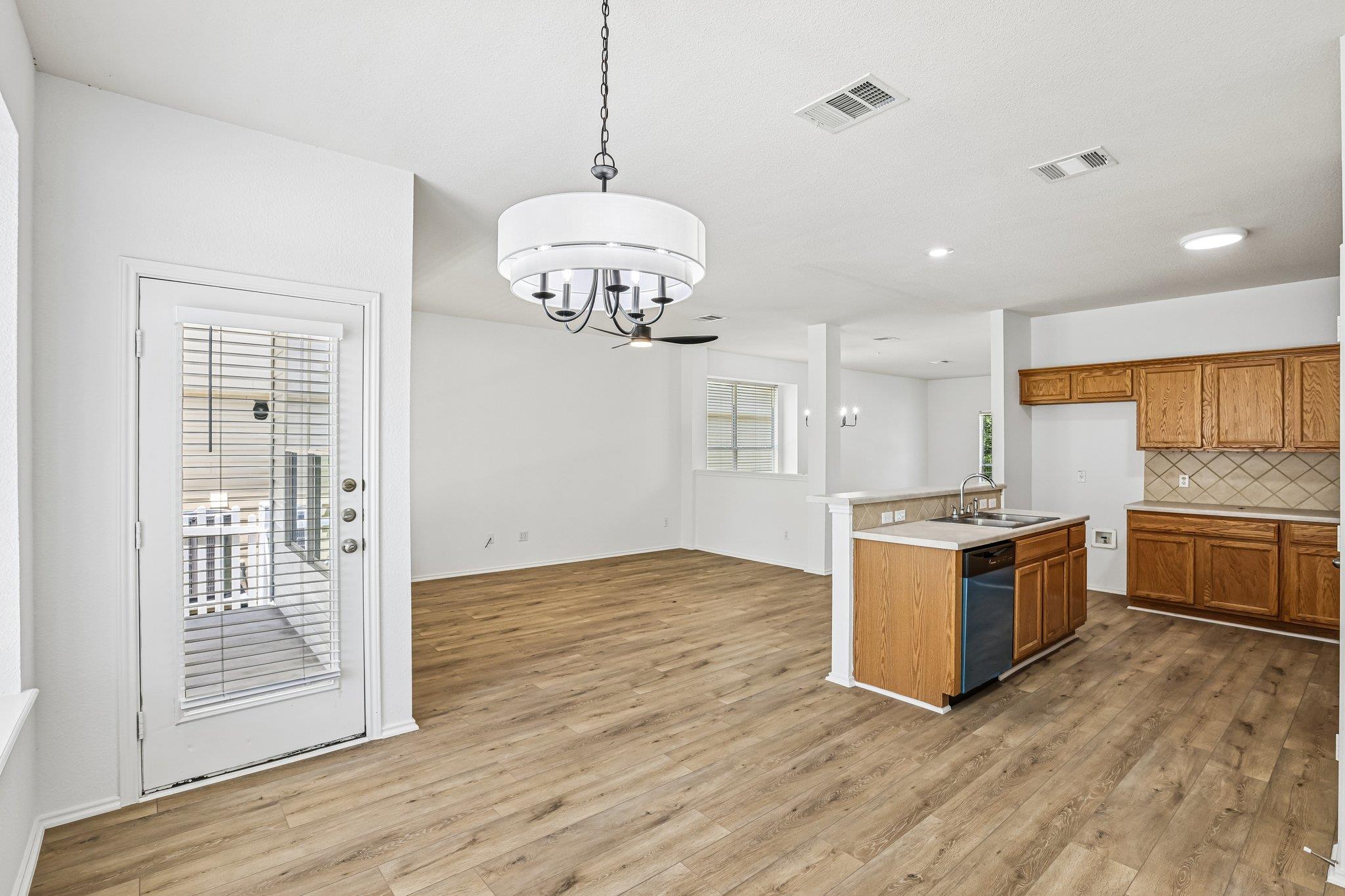 1000 Monadale Trail Round Rock TX 78664