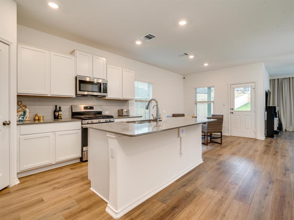 1208 Sweetspire Street Leander TX 78641