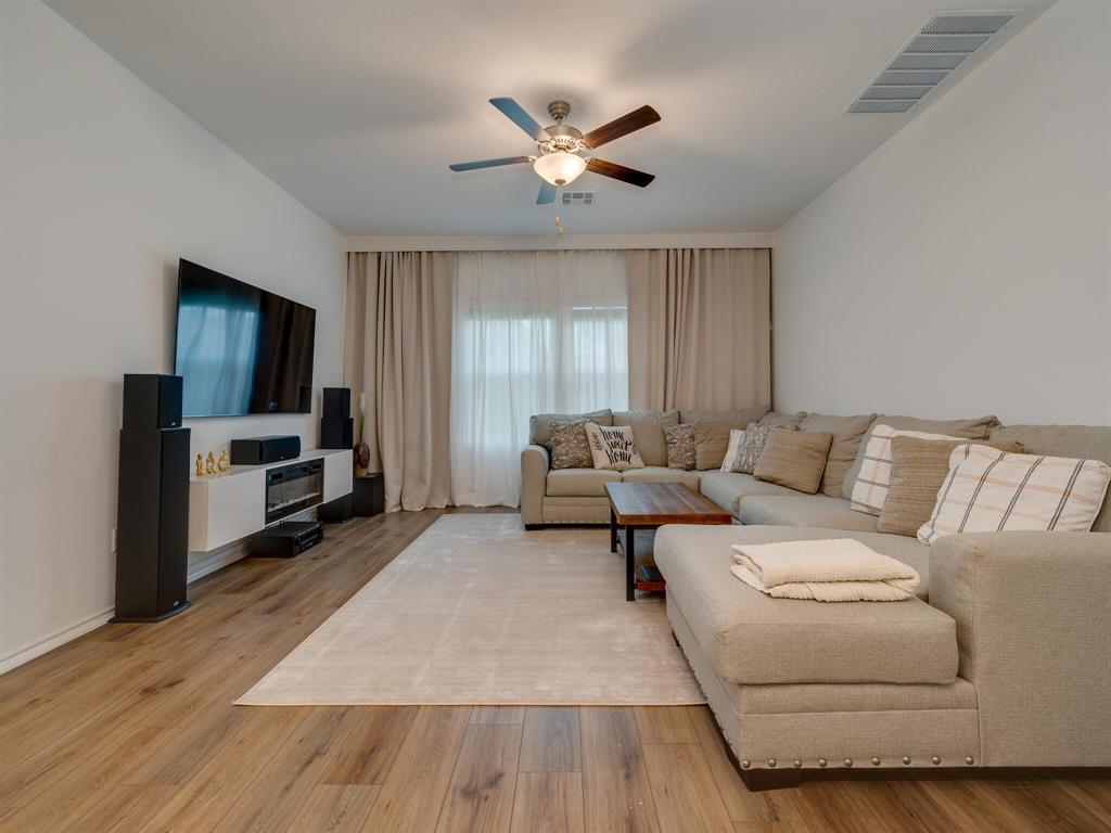 1208 Sweetspire Street Leander TX 78641