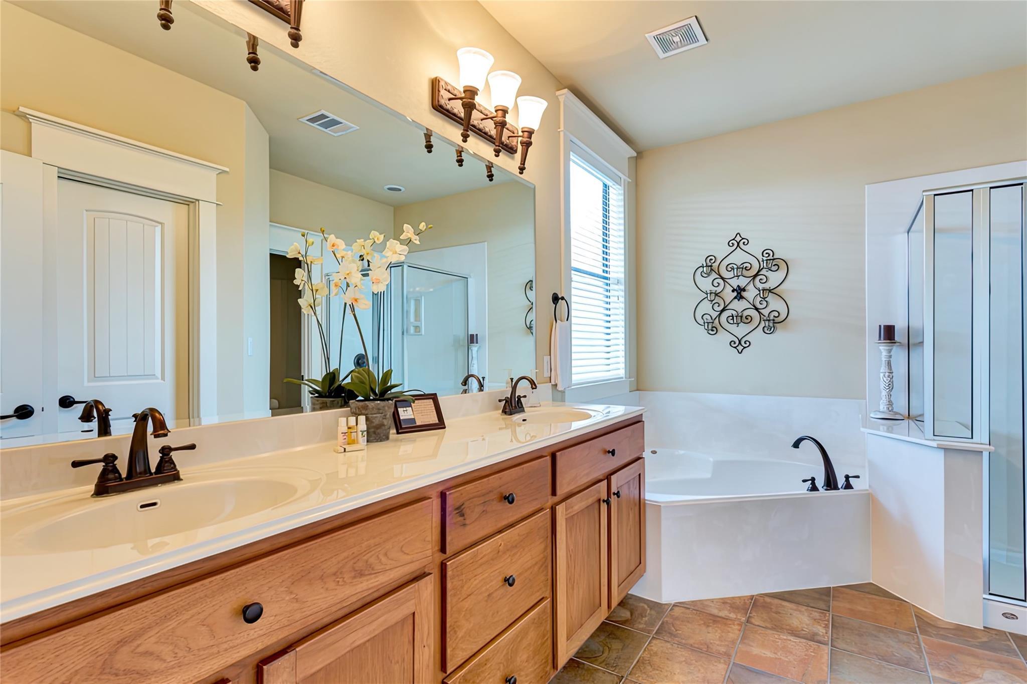 17932 Edgewood Way Jonestown TX 78645