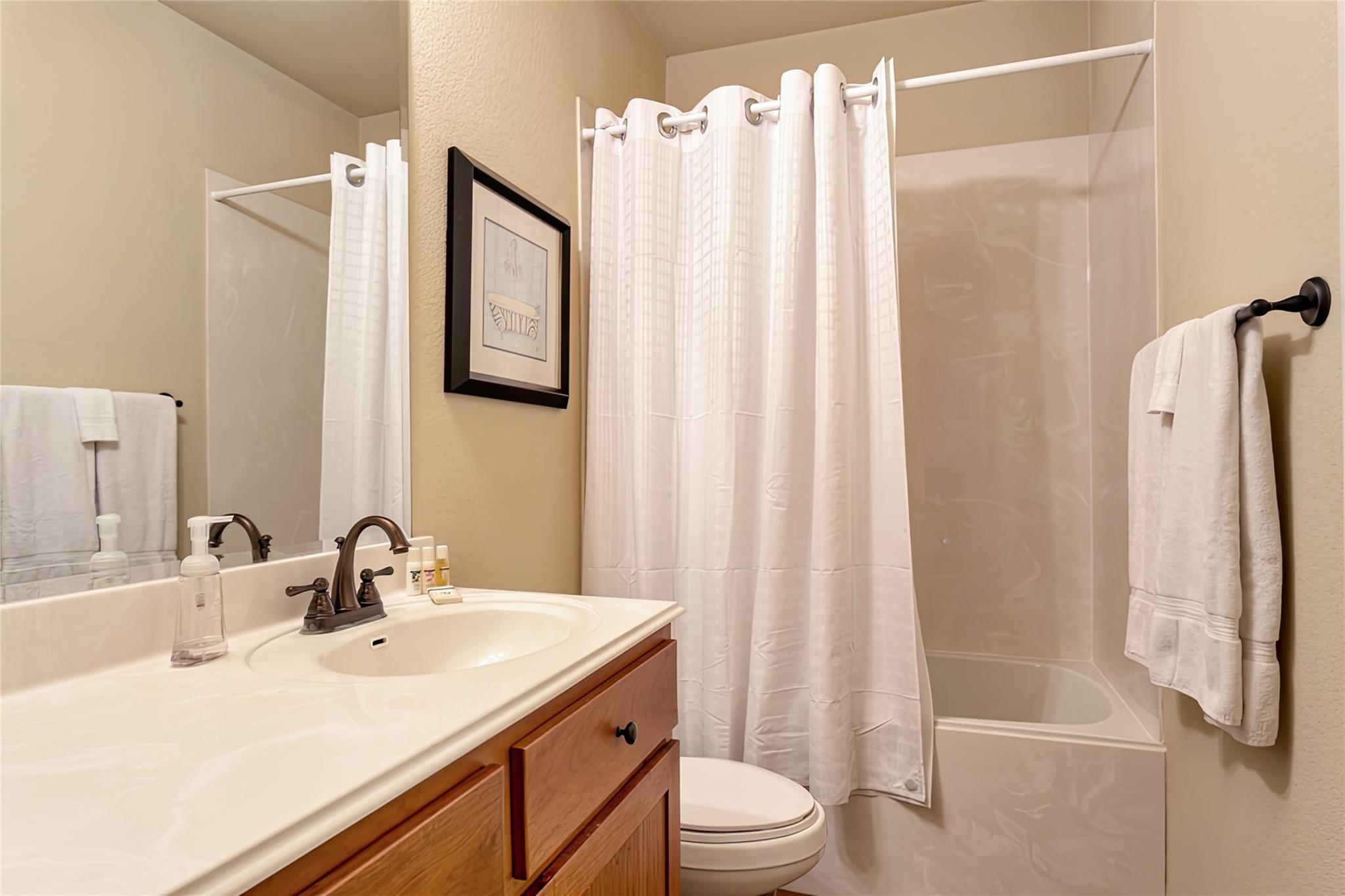 17932 Edgewood Way Jonestown TX 78645