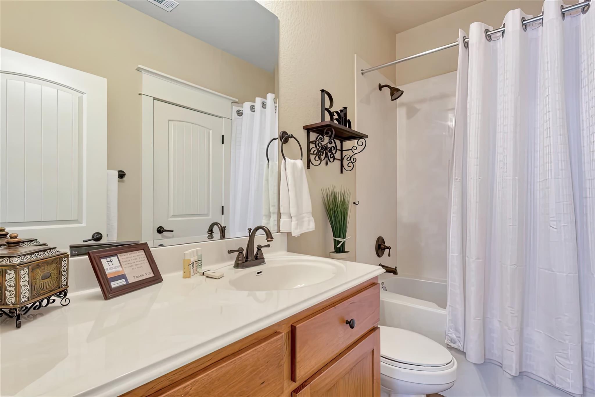 17932 Edgewood Way Jonestown TX 78645
