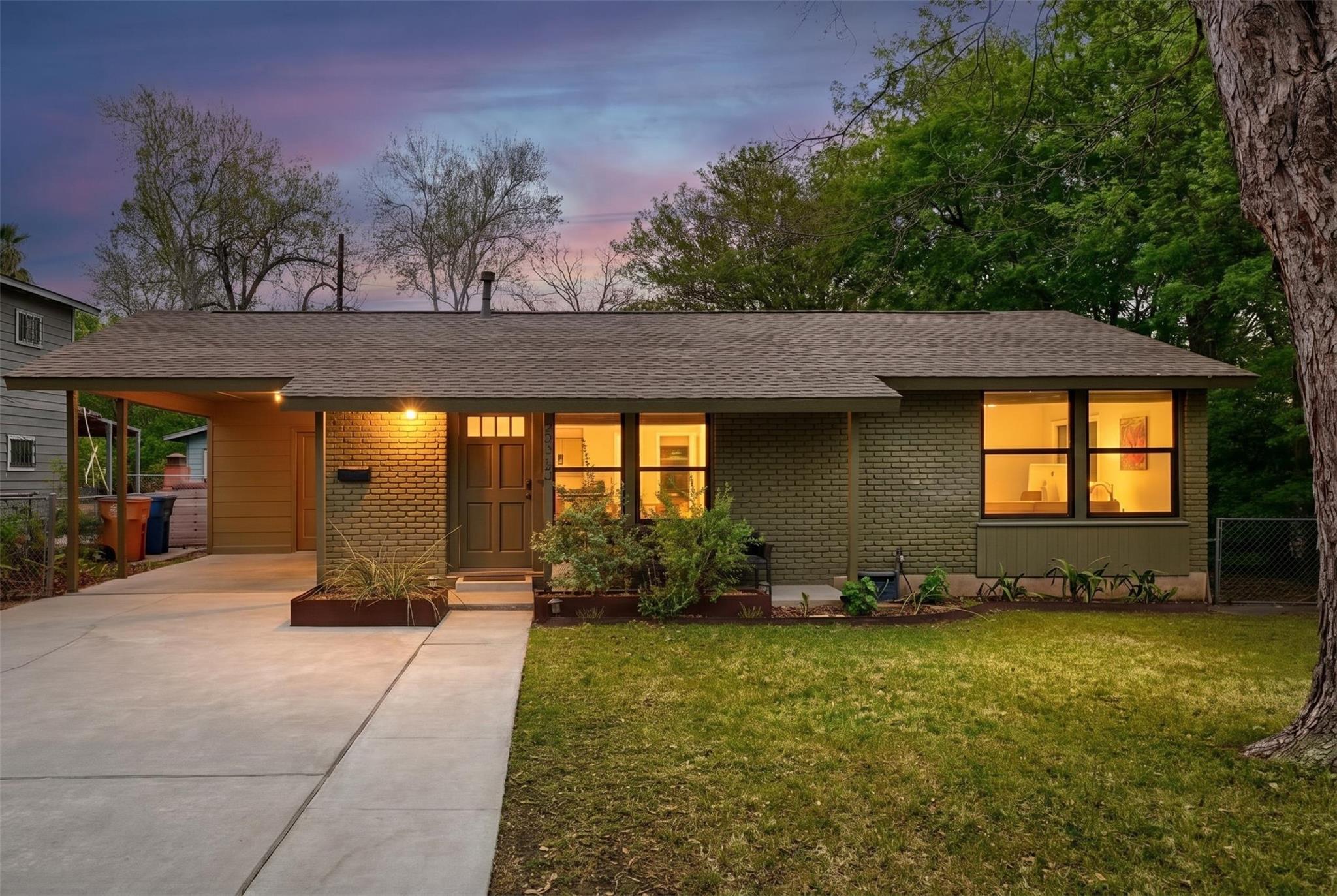 5205 Andover Place Austin TX 78723