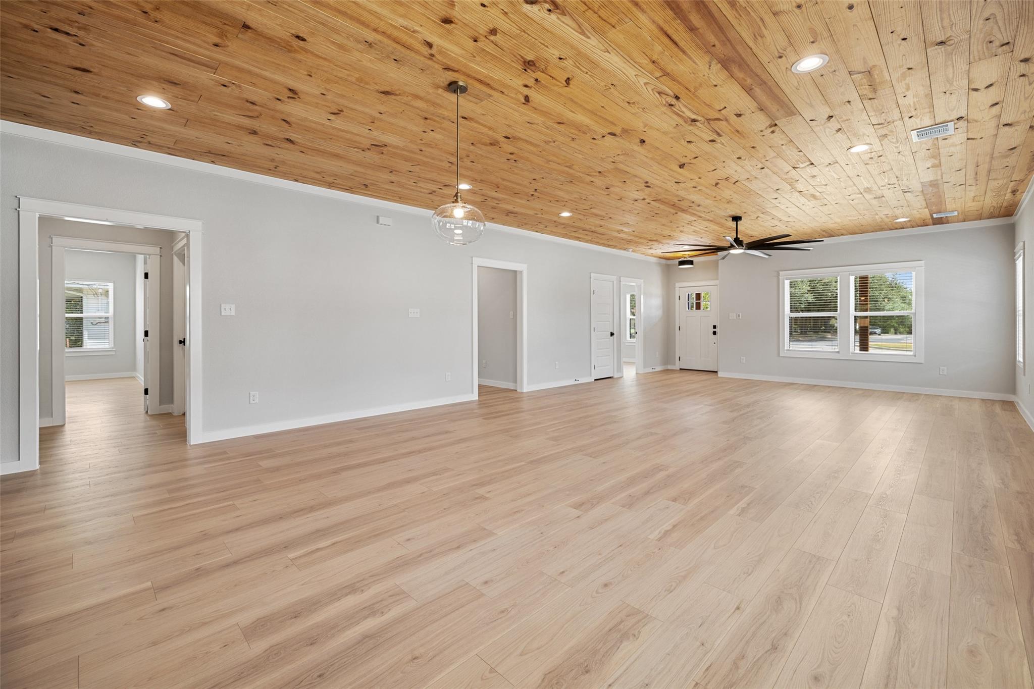 705 Sloan Street Taylor TX 76574