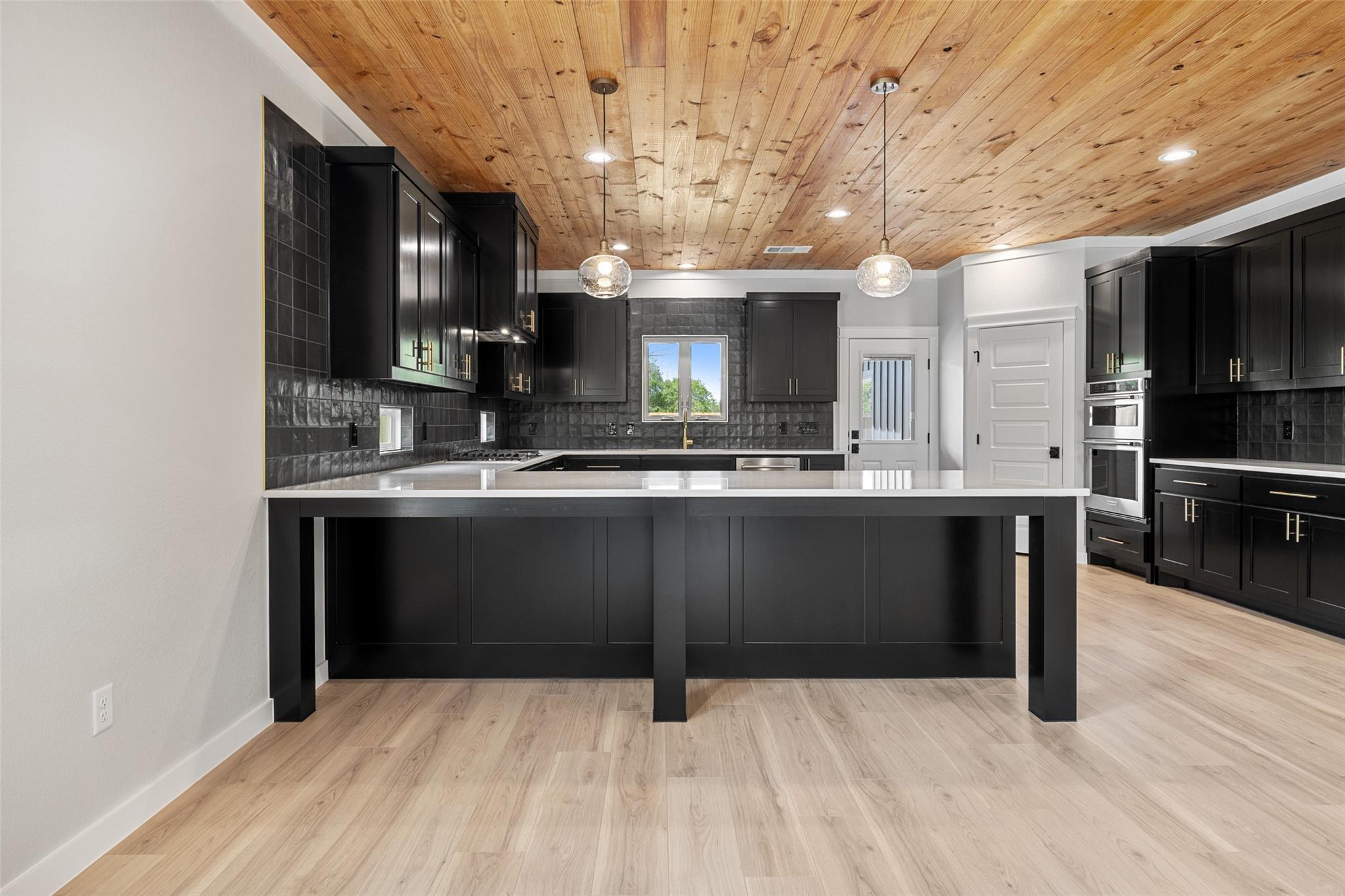 705 Sloan Street Taylor TX 76574