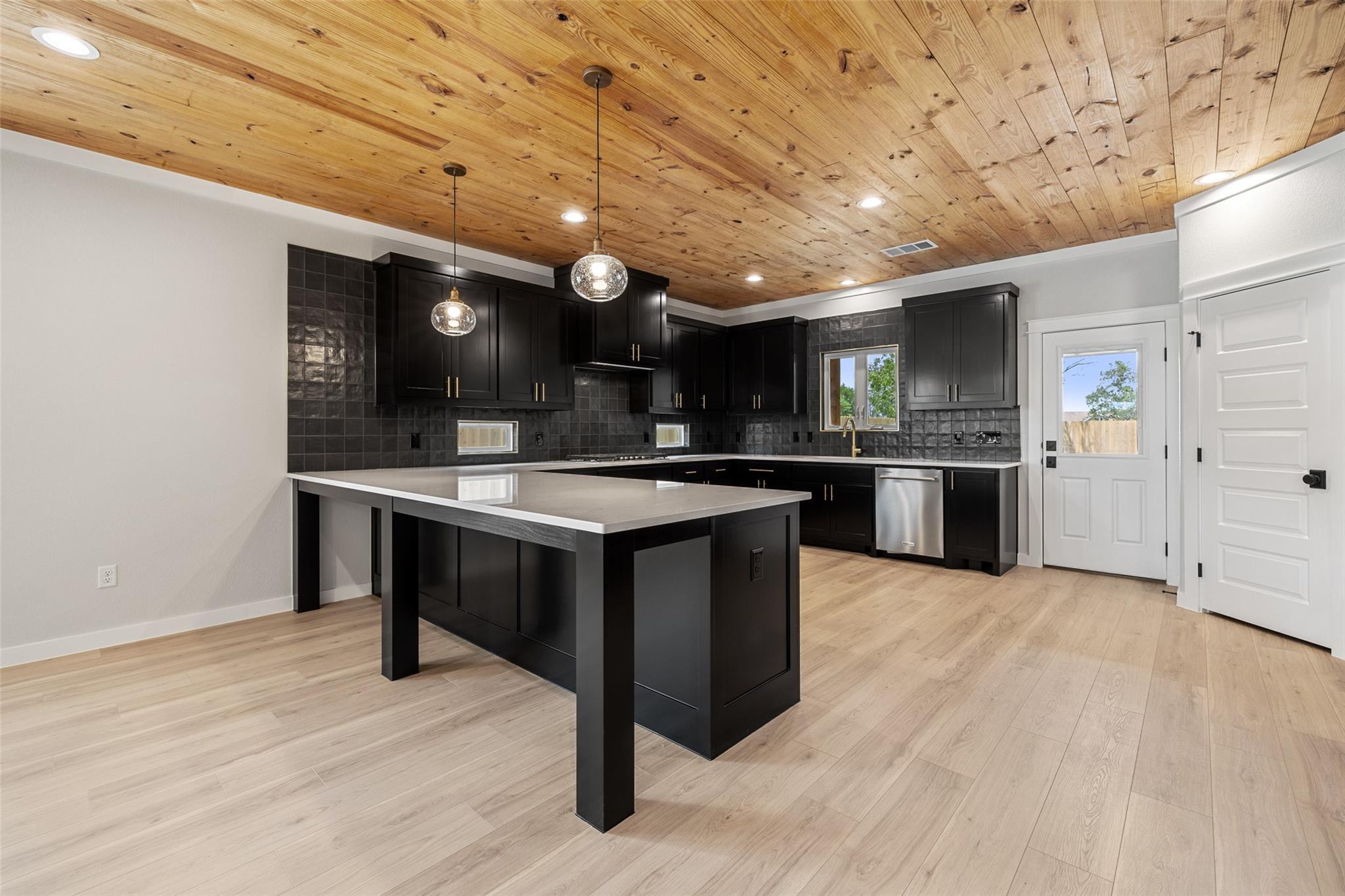 705 Sloan Street Taylor TX 76574