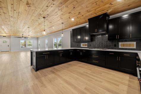 705 Sloan Street Taylor TX 76574