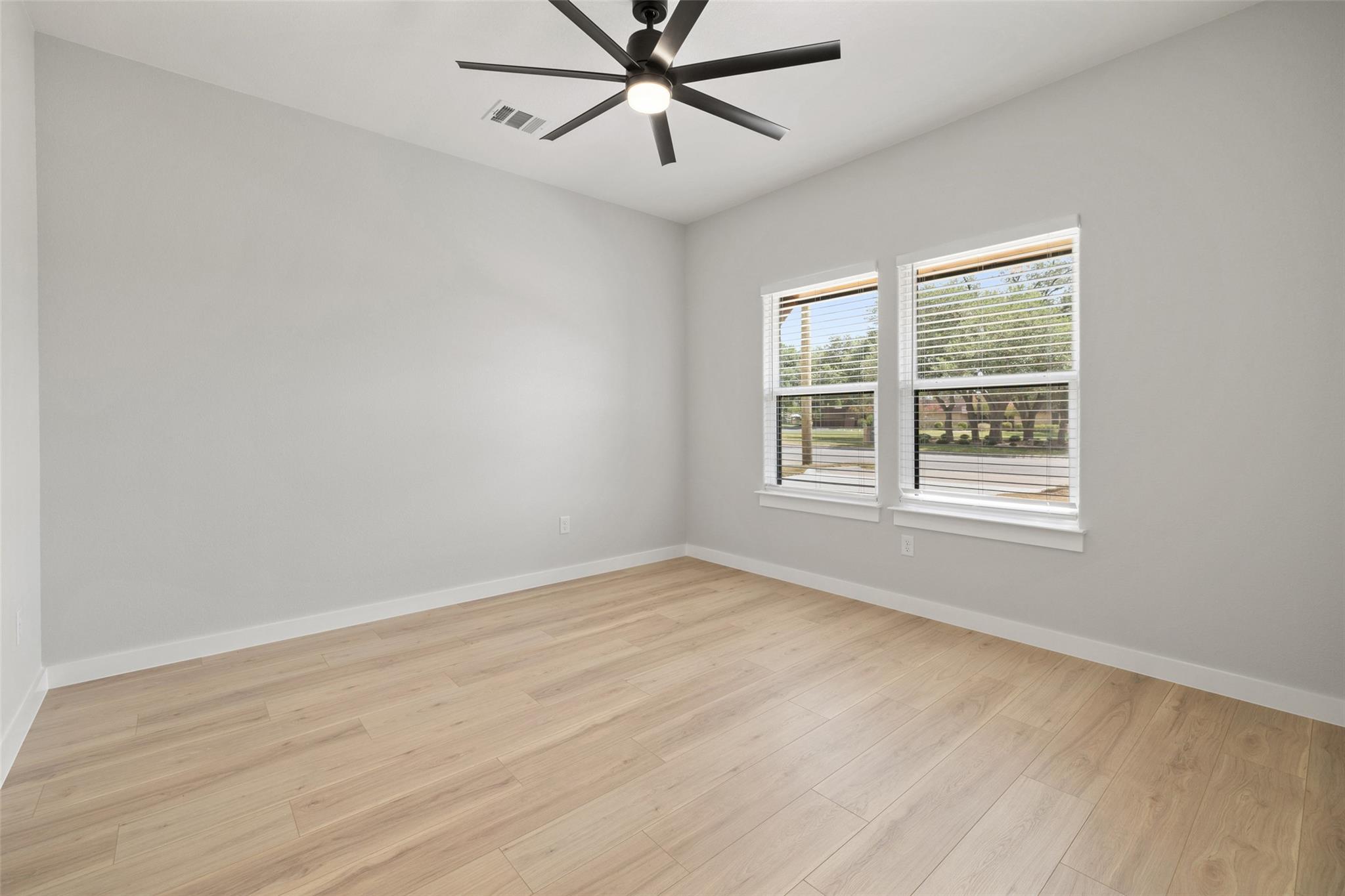 705 Sloan Street Taylor TX 76574