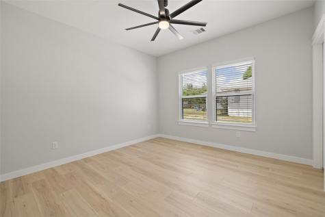 705 Sloan Street Taylor TX 76574