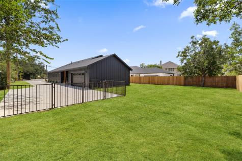 705 Sloan Street Taylor TX 76574
