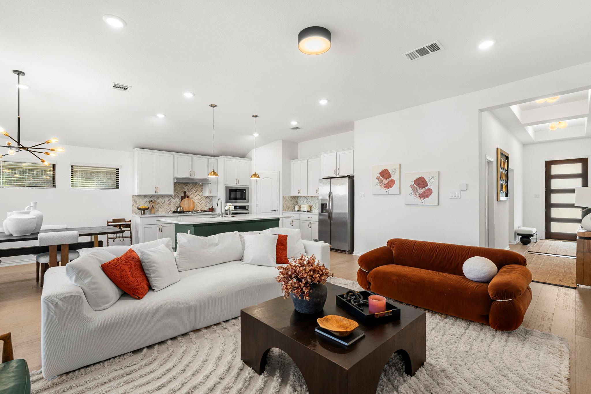 463 Oleander Loop Buda TX 78610