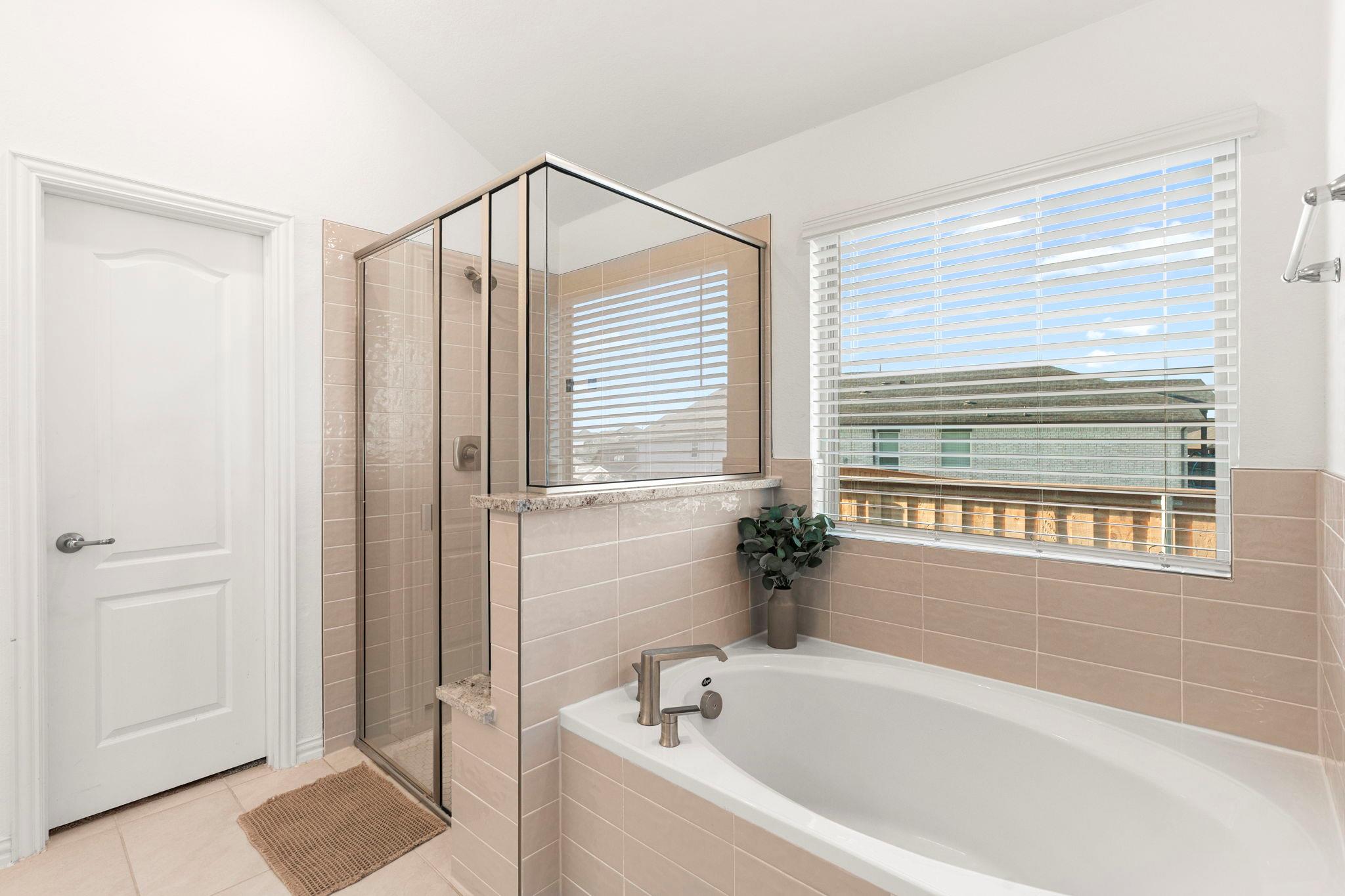 463 Oleander Loop Buda TX 78610