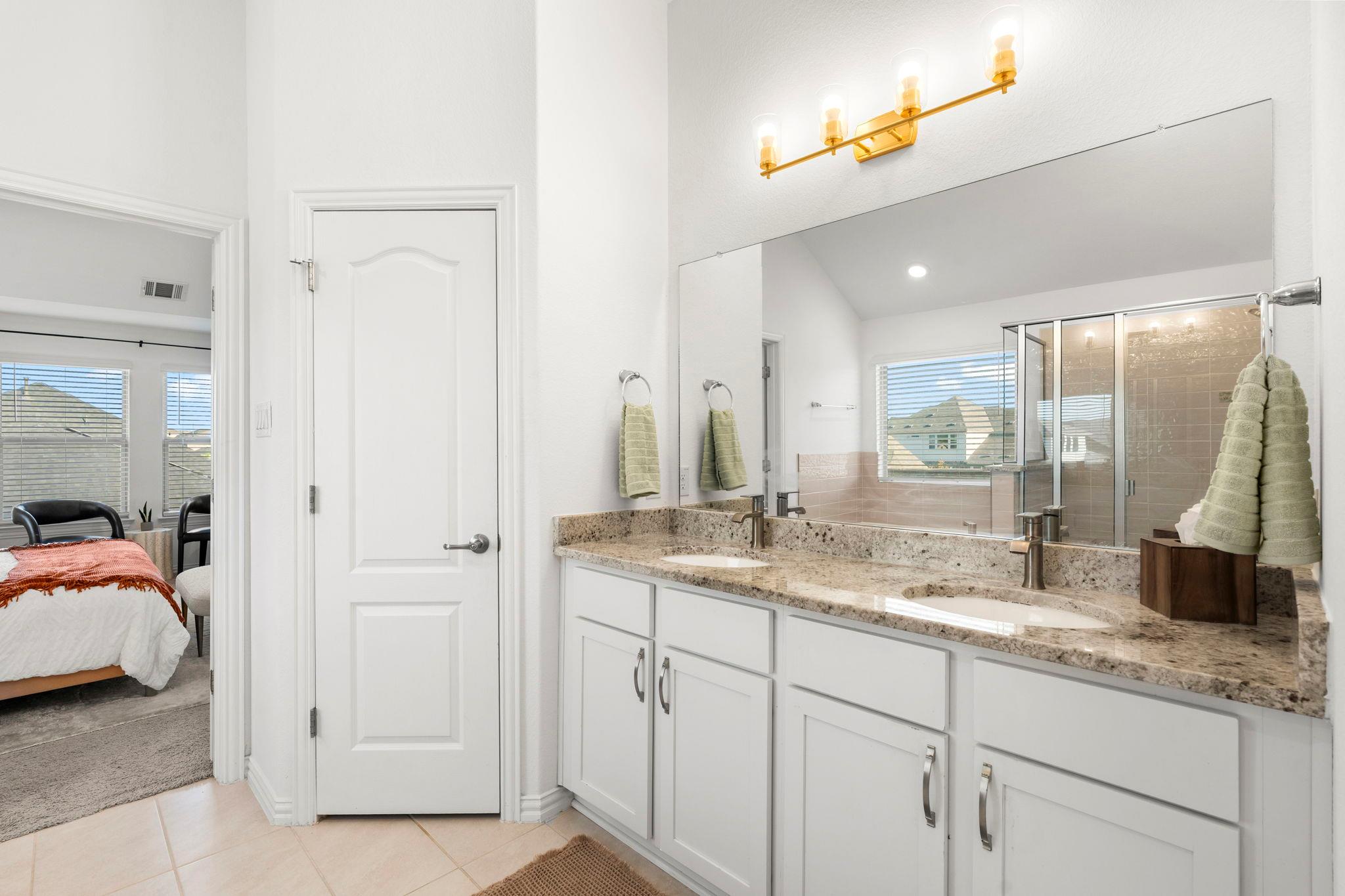 463 Oleander Loop Buda TX 78610
