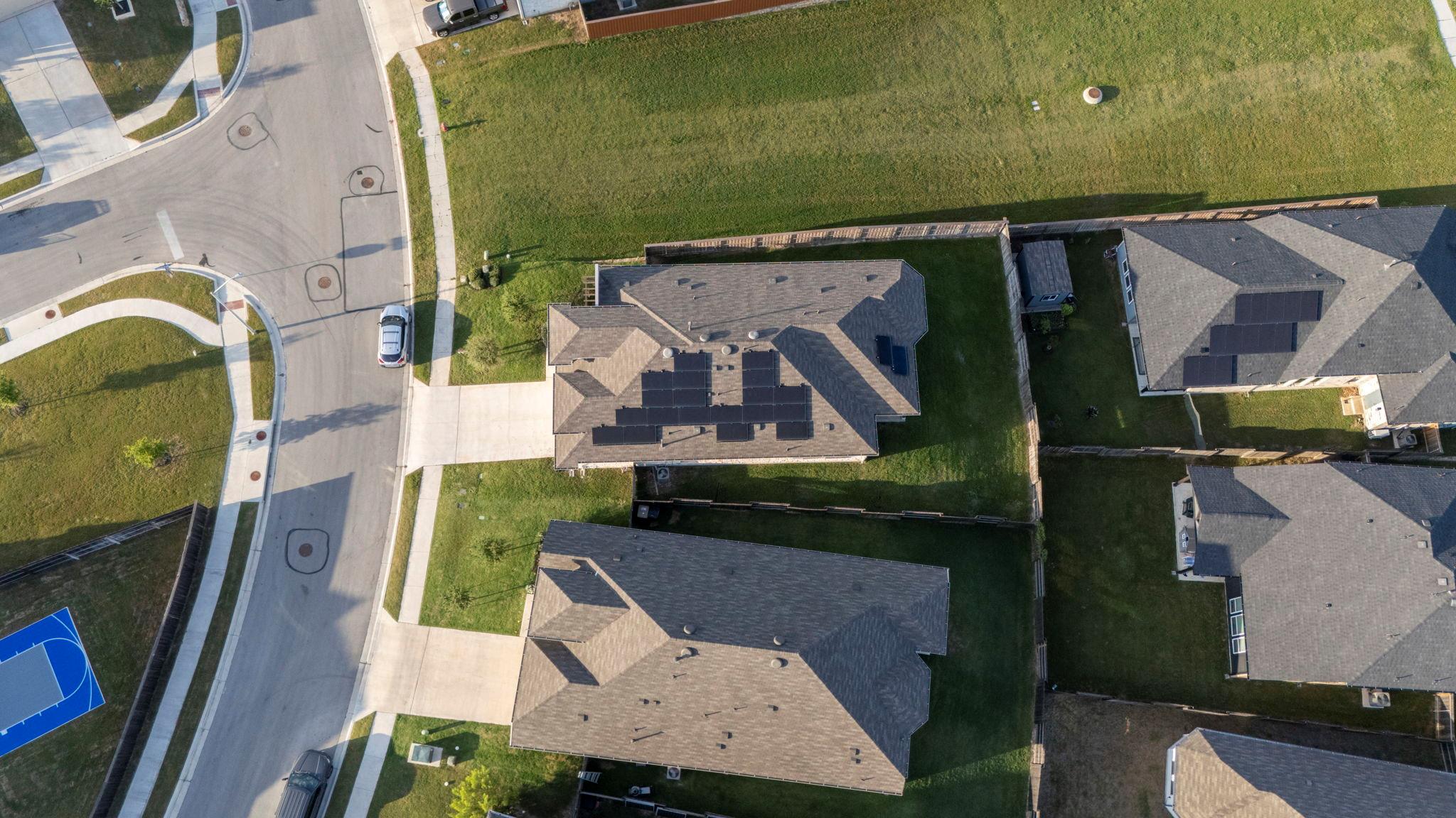 463 Oleander Loop Buda TX 78610