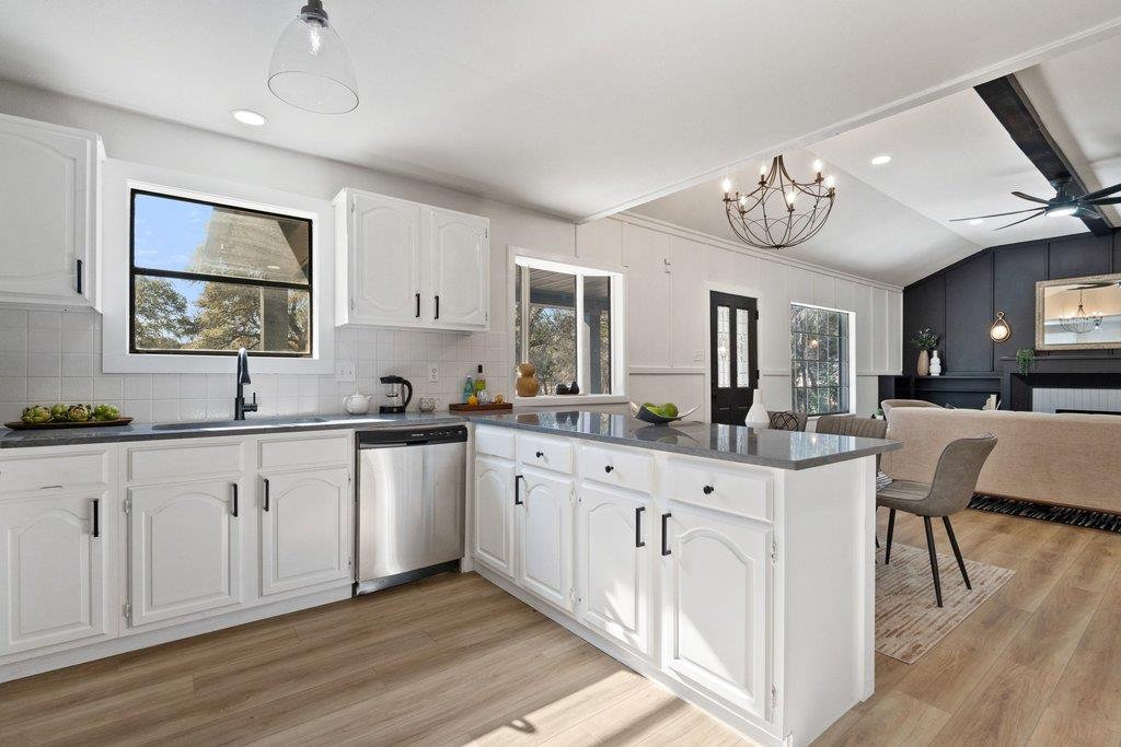 234 Woodcreek Drive Wimberley TX 78676
