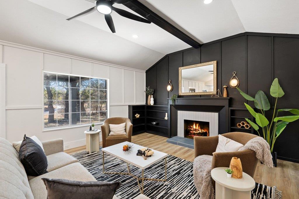 234 Woodcreek Drive Wimberley TX 78676