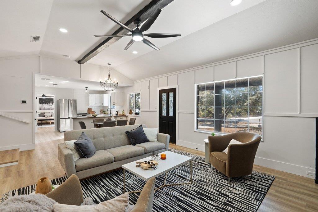 234 Woodcreek Drive Wimberley TX 78676