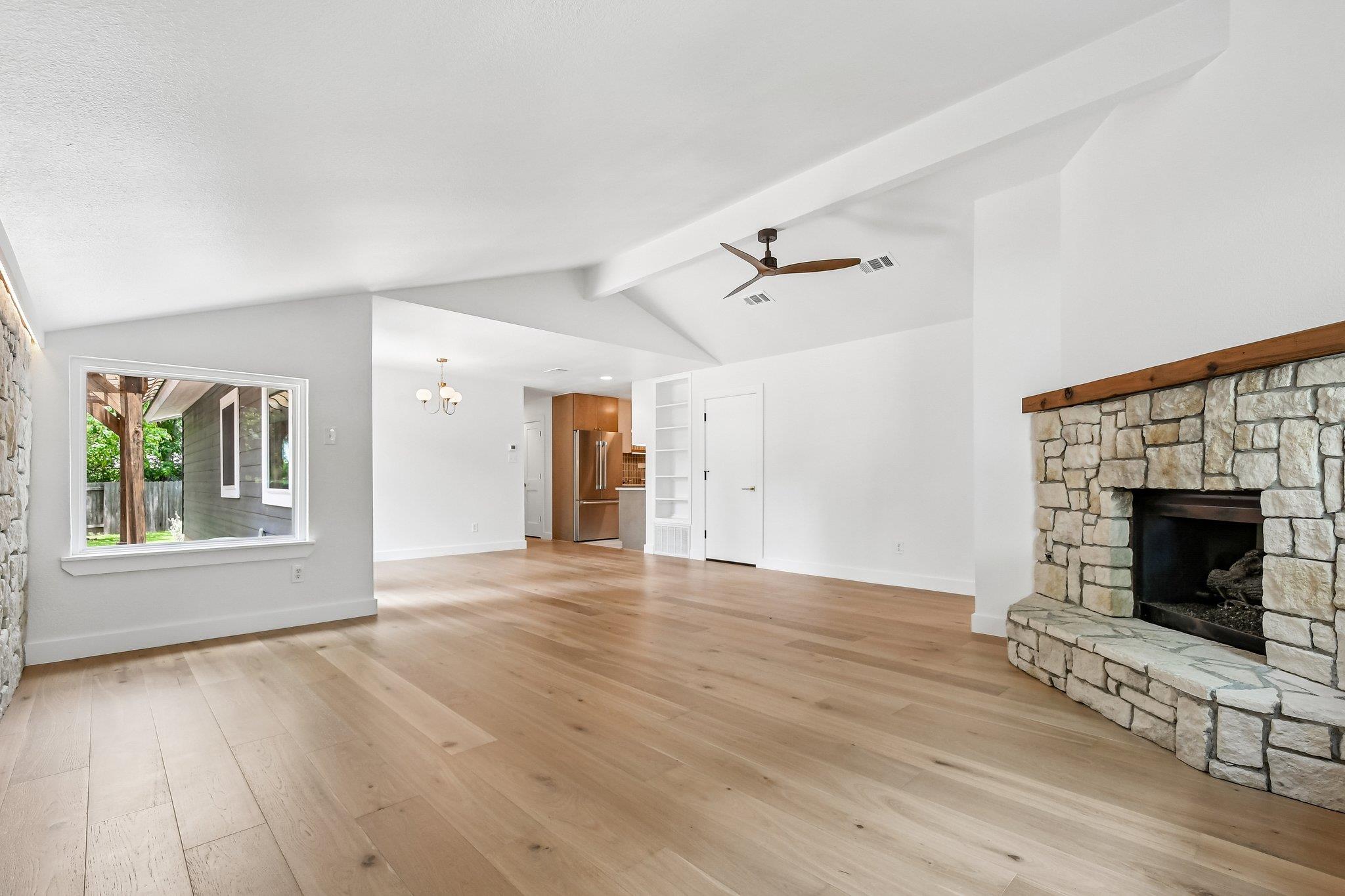 3216 Plantation Road Austin TX 78745