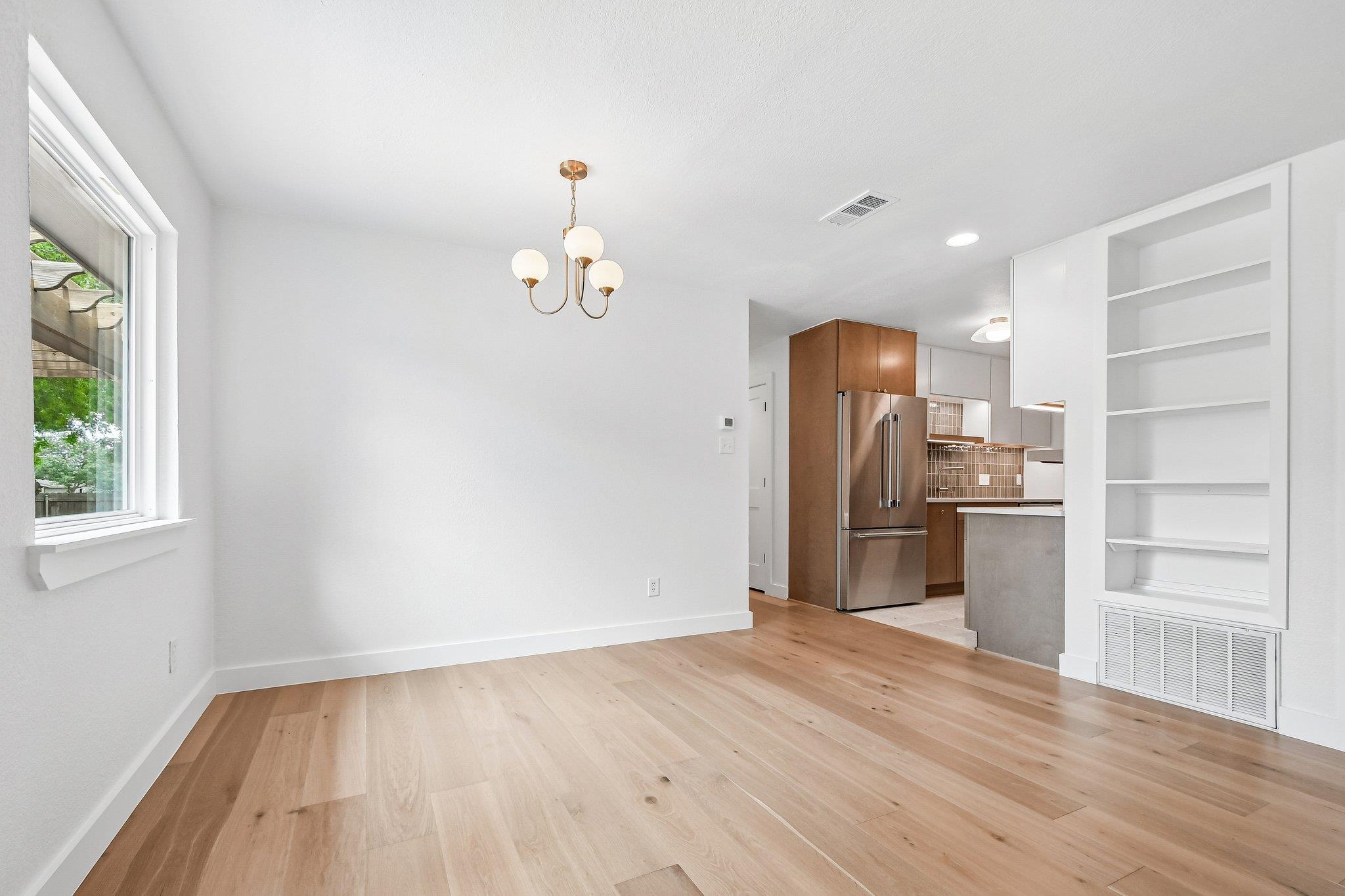 3216 Plantation Road Austin TX 78745