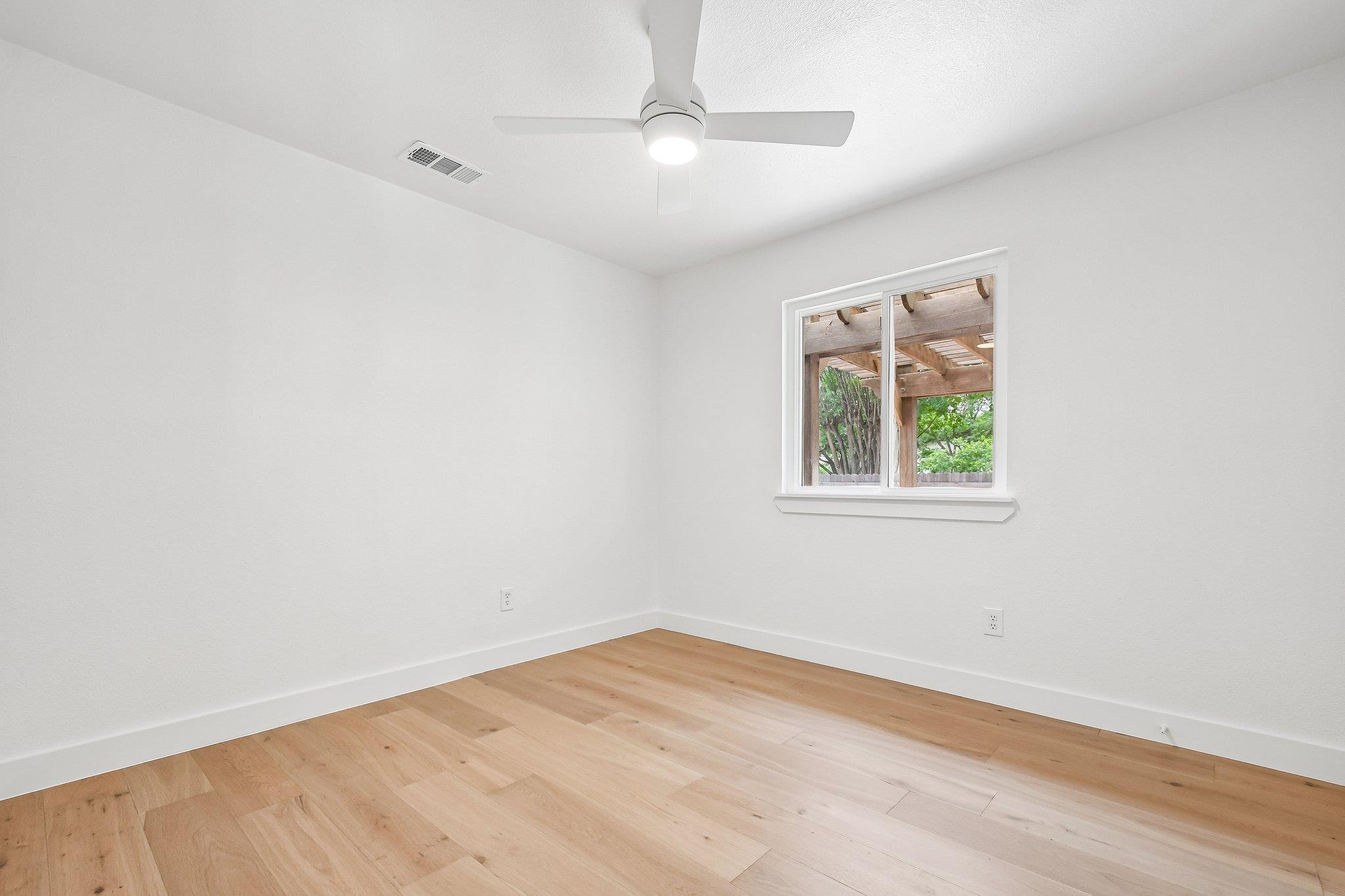 3216 Plantation Road Austin TX 78745